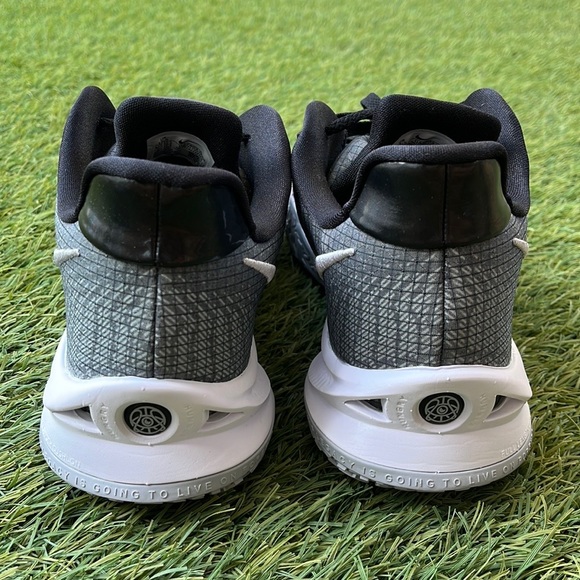 Nike Kyrie Low 4 TB - Picture 4 of 5